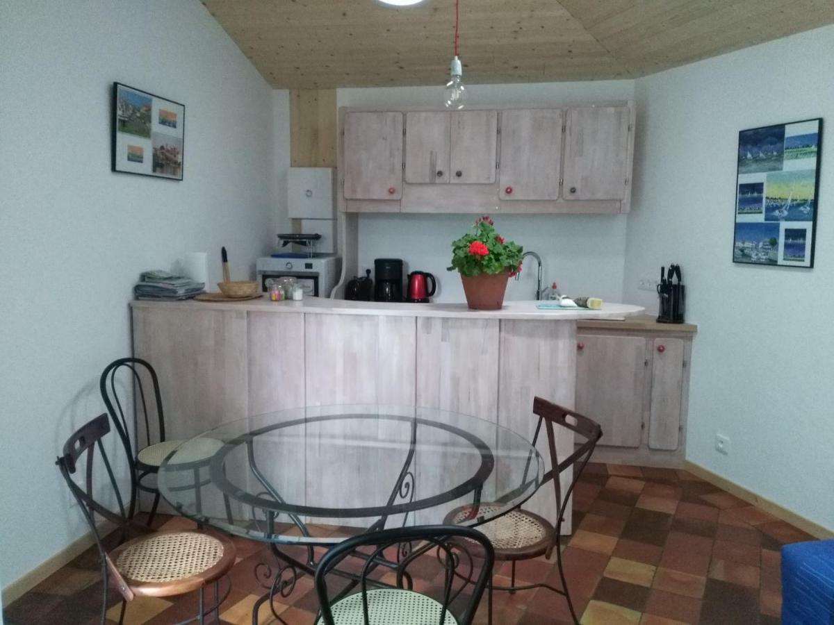 Les Chênes Bleus Acomodação com café da manhã Sainte-Marie-de-Ré Exterior foto